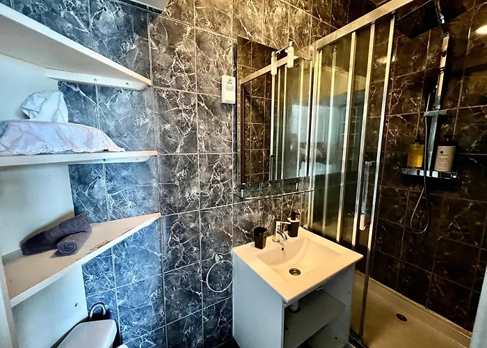 Haut De Gamme - Bain De Lumiere - Vue Sur *