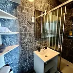 Haut De Gamme - Bain De Lumiere - Vue Sur *